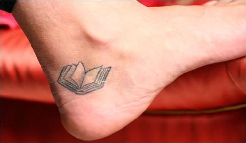 Black Ocean: un tatuaggio per leggere gratis (a vita!)