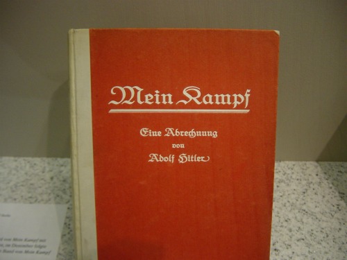 Mein Kampf, nel 2015 scadono i diritti d'autore