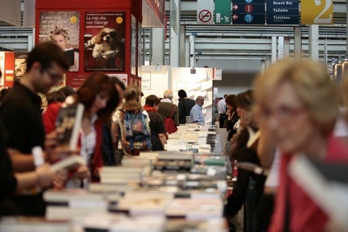 Salone del Libro, smascherati i vip bugiardi