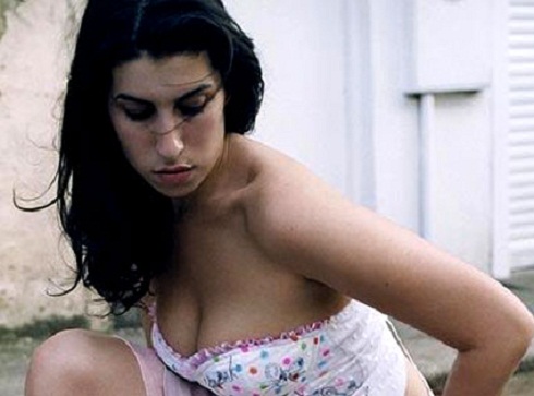 Amy Winehouse: esce il libro "Fino alla morte"
