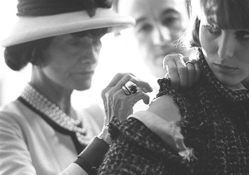 Coco Chanel, in arrivo a novembre biografia scottante