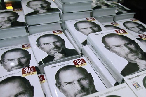 La biografia di Steve Jobs tra i best seller Amazon