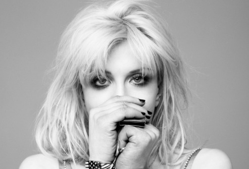 Courtney Love: presto una sua autobiografia