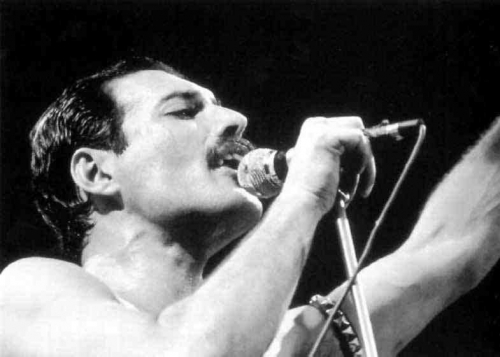 Freddie Mercury, esce biografia: vita tra sesso e droga