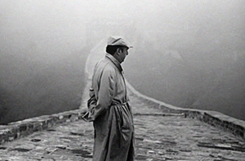 Pablo Neruda, all'asta esemplare prima edizione "Los versos del capitan"
