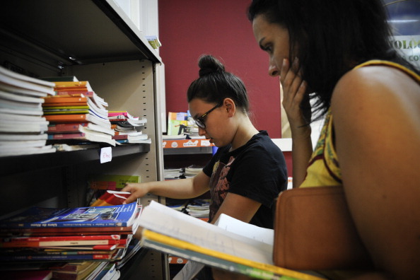 Libri scolastici, ricordiamo come risparmiare